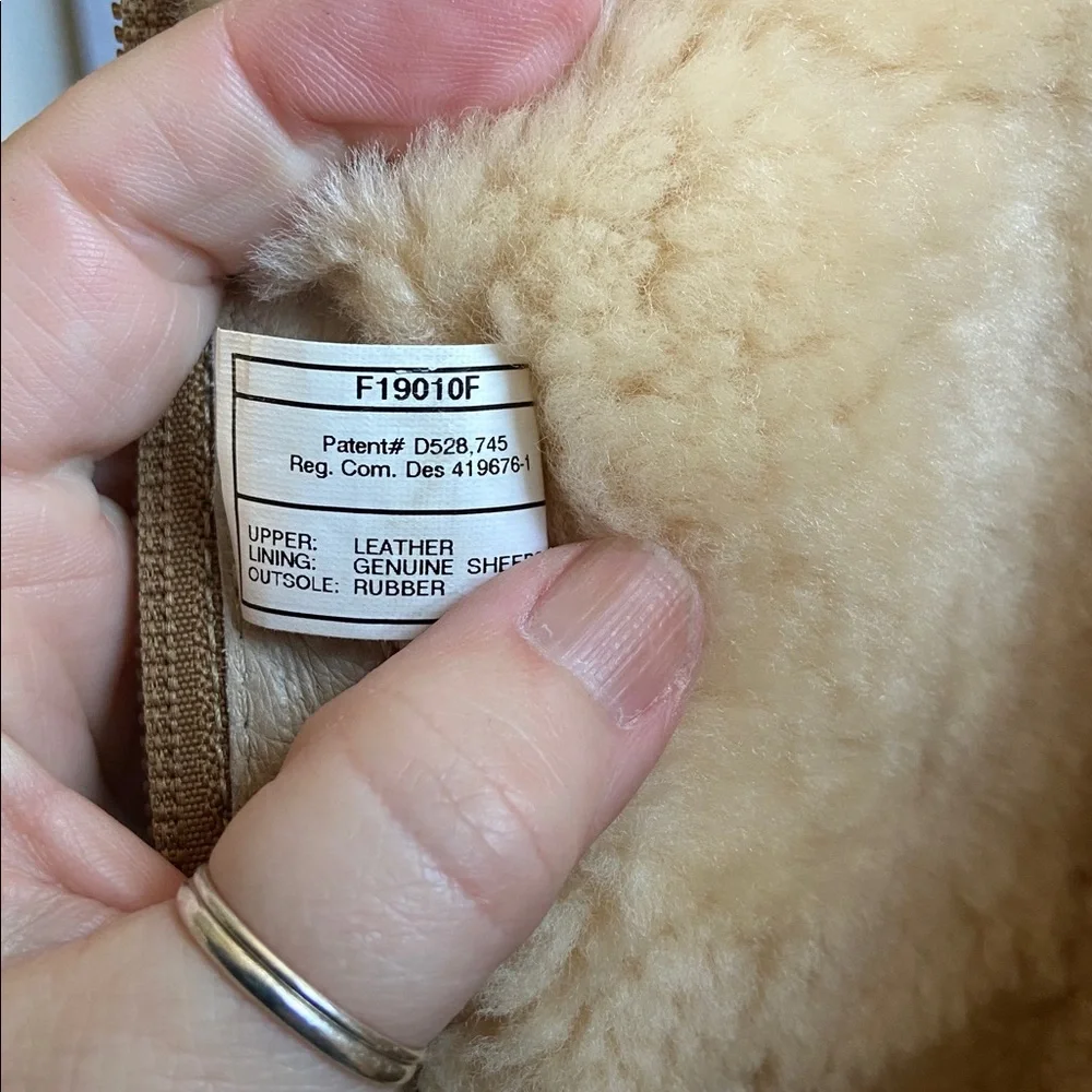 UGG *DISCONTINUED* Retro Cargo 1895 boots in camel suede